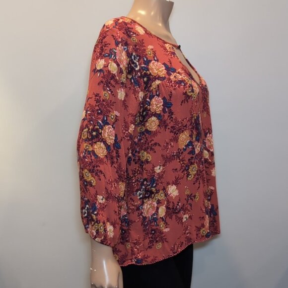 3/$20 American Eagle Floral Keyhole Flowy Blouse Boho Fall Long Sleeve AEO - Picture 10 of 13